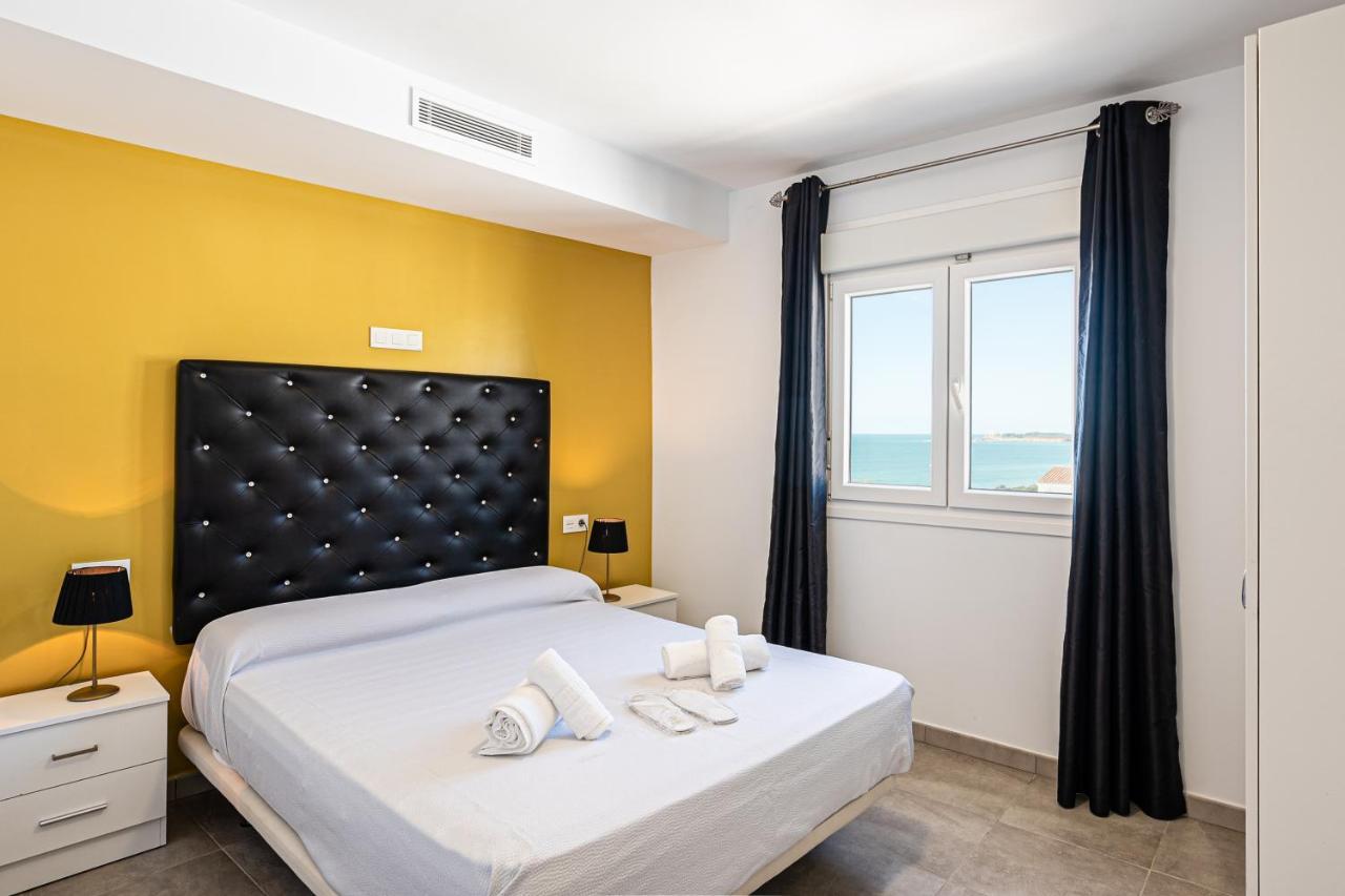 Apartamentos Turisticos La Boutique Del Mar Conil De La Frontera Buitenkant foto