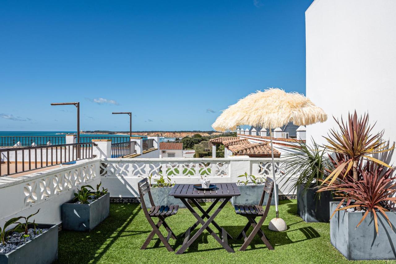 Apartamentos Turisticos La Boutique Del Mar Conil De La Frontera Buitenkant foto